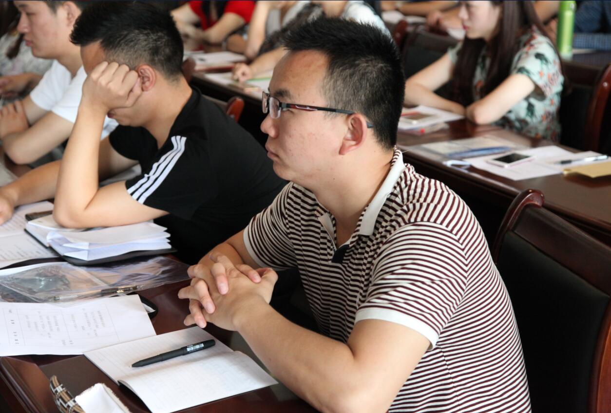 雇员制书记员参加培训1.jpg
