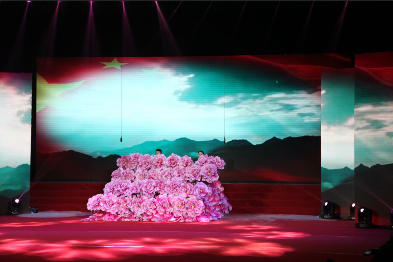 演1.jpg