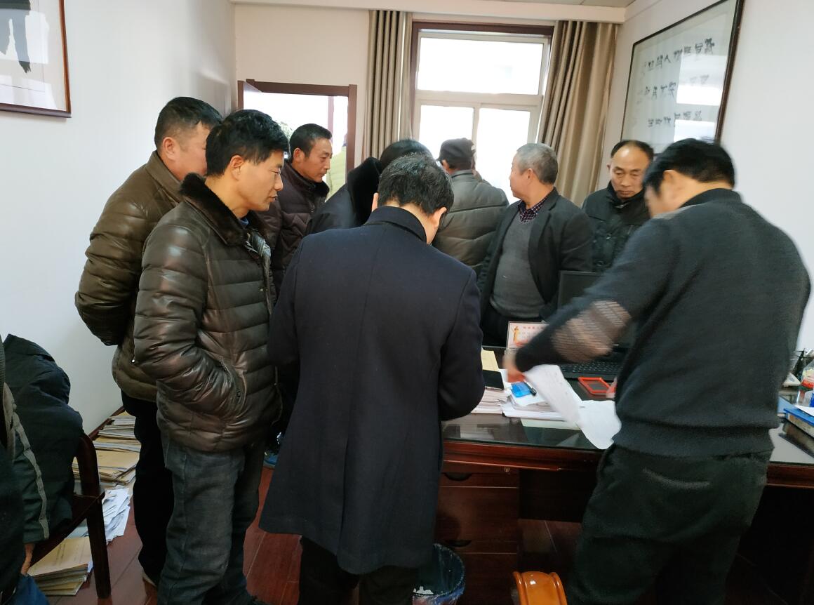 集中发放农民工工资2.jpg